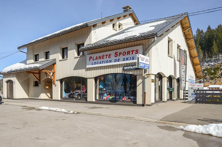 PLANETE SPORTS  Ⓒ  BAUD ALAIN