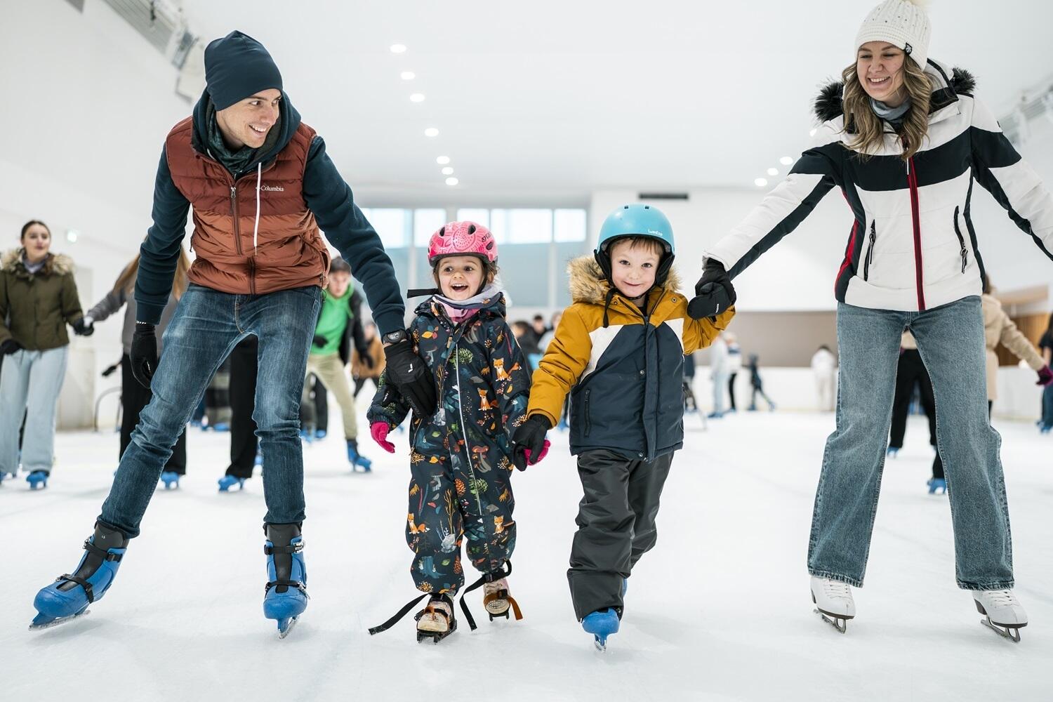 2512_BEN_BECKER_patinoire_premanon_2461  Ⓒ  Benjamin Becker