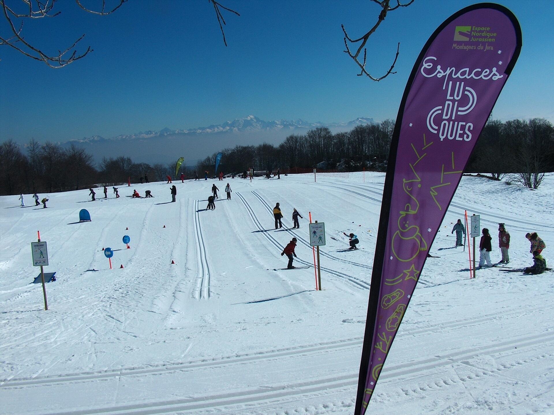 espace-ludique-sur-lyand-montagnes-jura  Ⓒ  ENJ