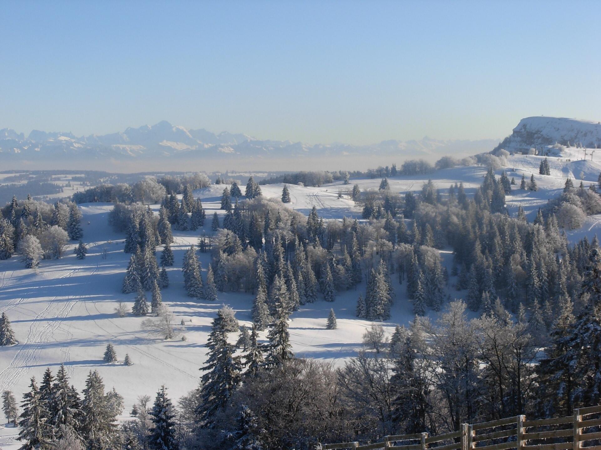 Le Mont d'Or en hiver  Ⓒ  Elisabeth CONTEJEAN