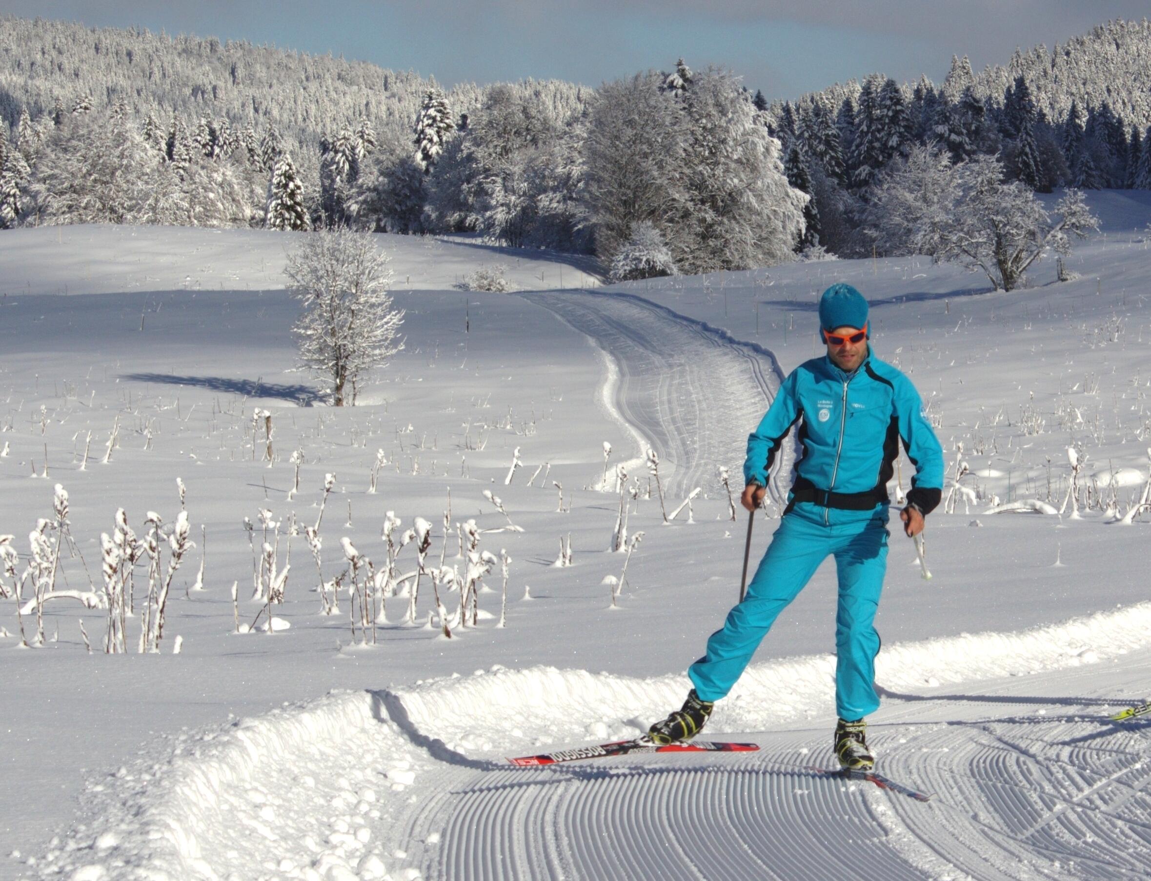 Cours de ski  Ⓒ  La boîte a montagne